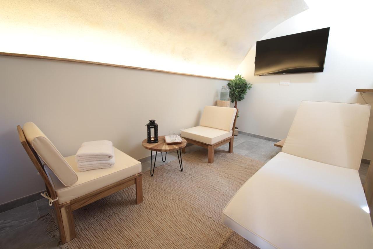 Gite De Charme Haut De Gamme Avec Jacuzzi Et Sauna Privatifs Donzère Exteriér fotografie